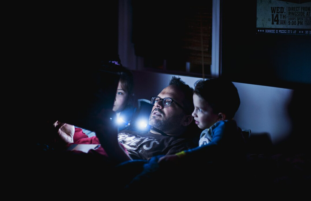 family watching old tv