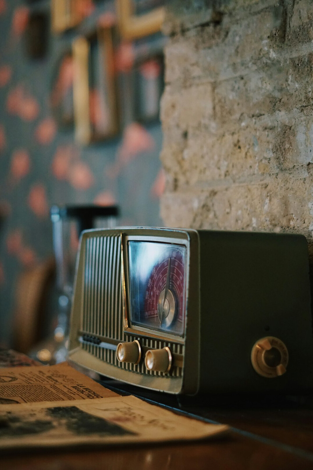 retro television show